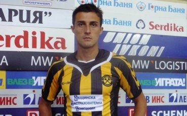Костадин Хазуров се разписа при победа на Бней Сахнин