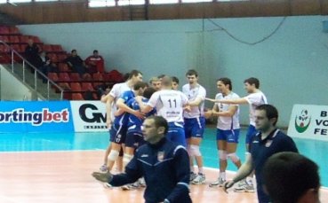 Пирин разгроми Левски и се откъсна от ЦСКА
