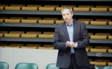 Балкан Ботевград остана без треньор