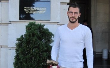 Дани Пеев, Емил Михайлов и Младен Стоев уговорени за Локо Сф