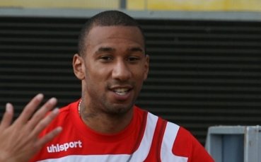 Бивш футболист на ЦСКА пред трансфер в Лига 1