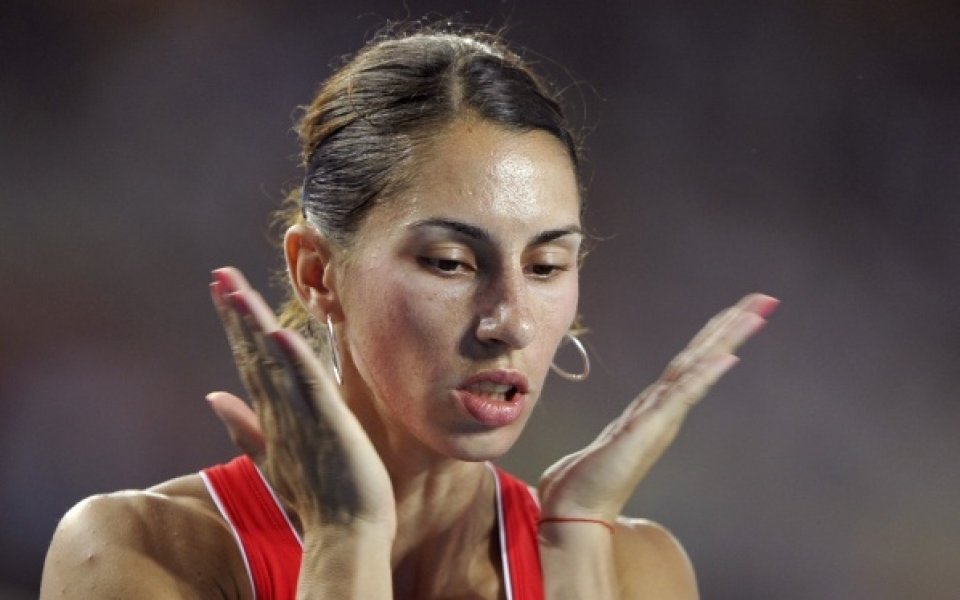 Ваня Стамболова спечели бягането на 800 метра във Виена