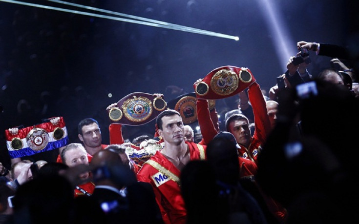 ВИДЕО: Кличко нокаутира Мормек