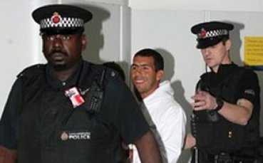 Балотели: Феновете не бива да освиркват Тевес