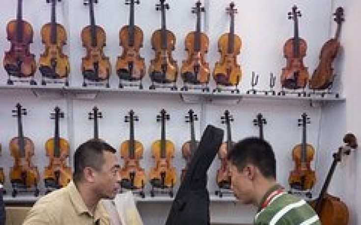 Англичанинът в Локо Сф носел „цигулки“, вместо обувки