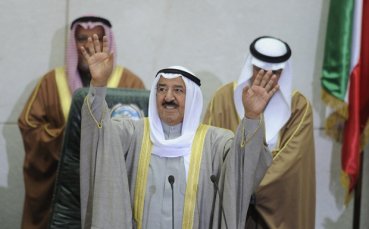 Шейх закрива националния отбор по футбол на Кувейт