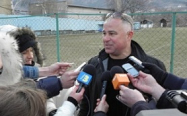 Апостол Апостолов: Мечтите на Септември не свършват с отстраняването на ЦСКА