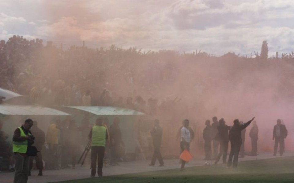 След мача с Ботев, Етър излезе с декларация: Беше като на война