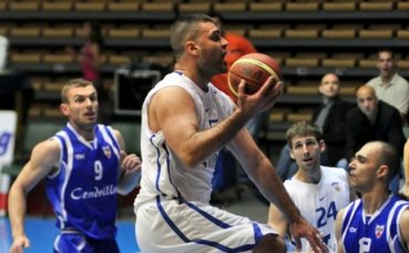 Топ 4 в баскетбола стартира на 9 май