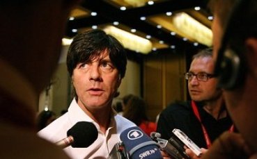 Йоаким Льов: Испания все още е фаворит за Евро 2012