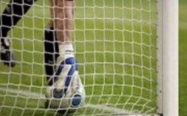 Пирин Гд и Спортист Своге продължават битката в Западна Б група