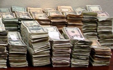 Съдия и футболист бяха арестувани за 