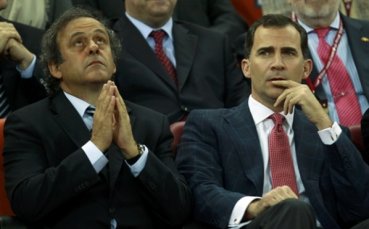 Платини: Съдиите могат да прекратяват мачове при проява на расизъм