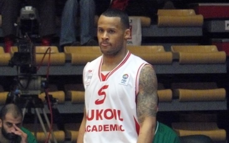 Цървена звезда изравни на Партизан