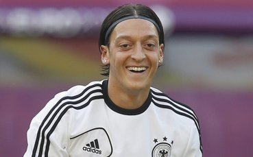 Льов иска повече голове от Йозил