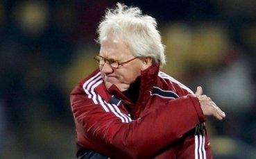 Олсен: Няма фаворит в мача ни с Португалия