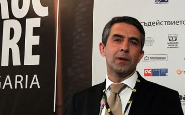 Президентът вика за България срещу САЩ