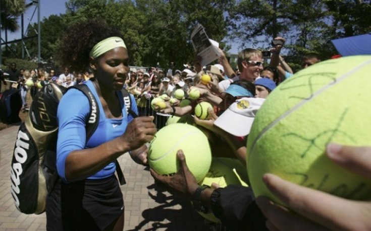 Победи за Серина и Винъс Уилямс