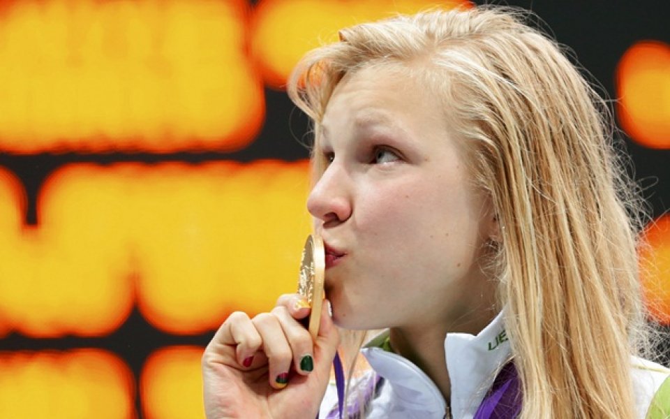 Литовска плувкиня стана най-младата олимпийска шампионка на 100 метра бруст