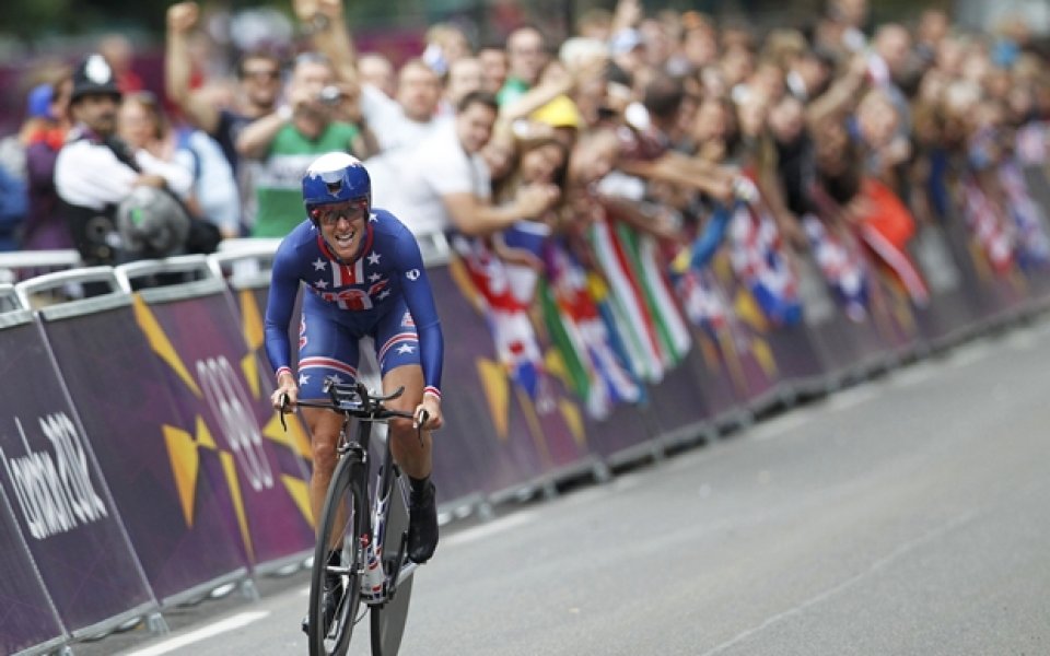 Кристин Армстронг спечели олимпийската титла в колоезденето