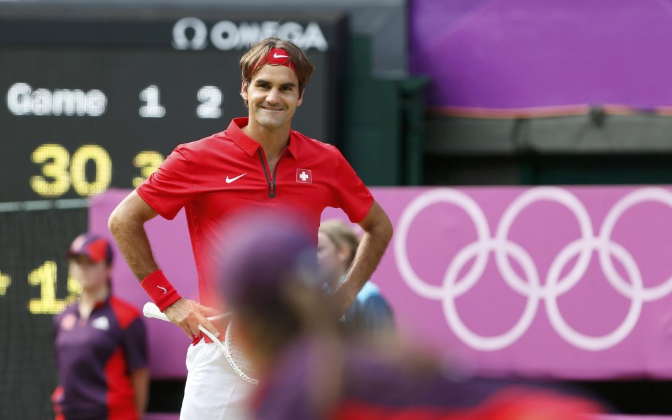 Страхотен тенис и епичен мач: Федерер е на финал в Лондон