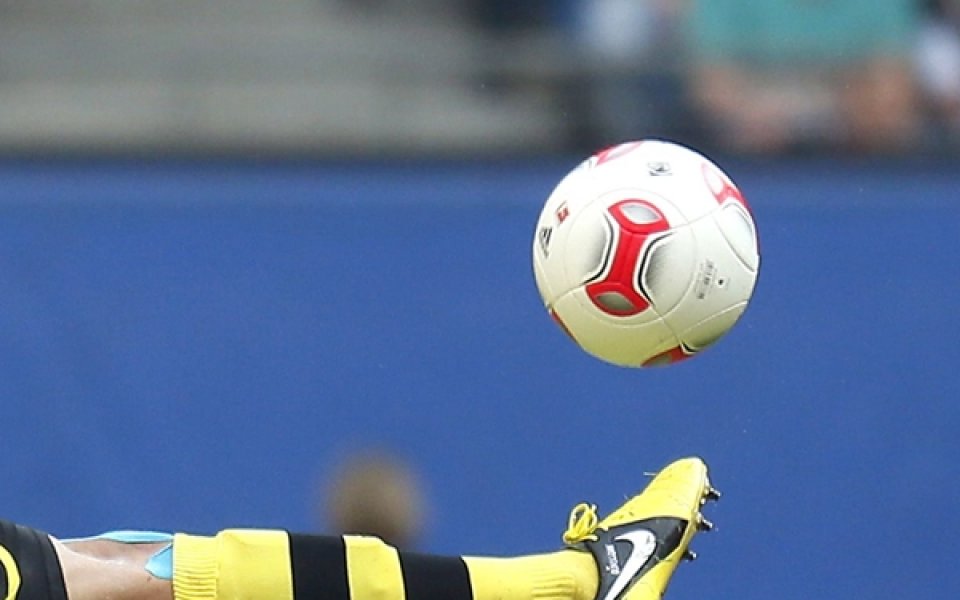 Нигерийски футболист почина на терена