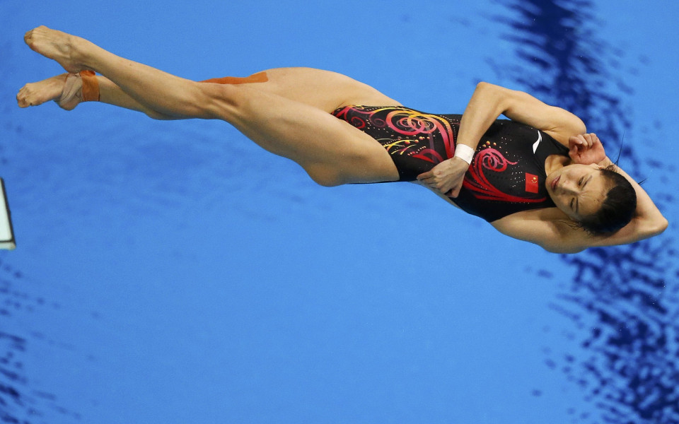 Китайка стана олимпийска шампионка по скокове във вода от триметров трамплин
