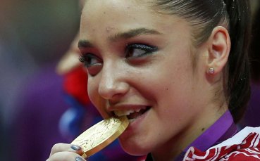 Алия Мустафина с олимпийска титла на смесена успоредка