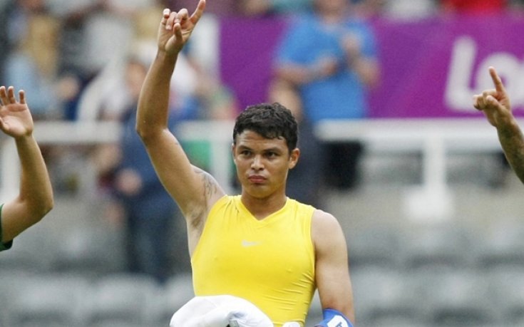 Тиаго Силва също се разприказва: ПСЖ води преговори с Моура