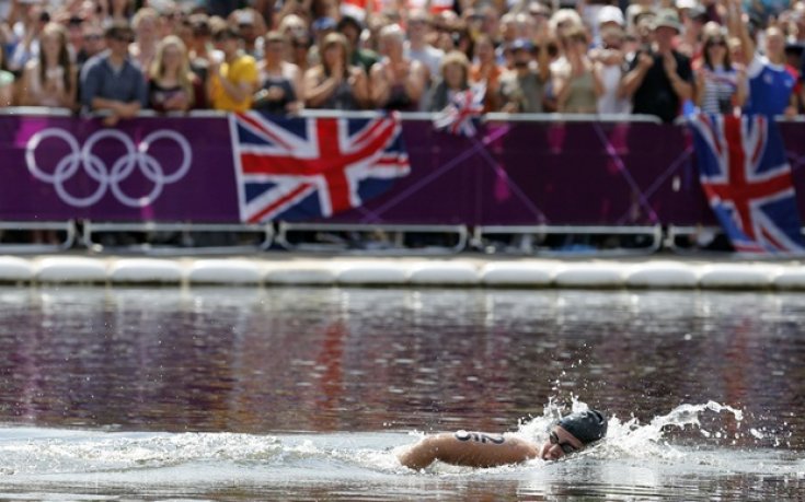 Унгарка спечели титлата в плувния маратон