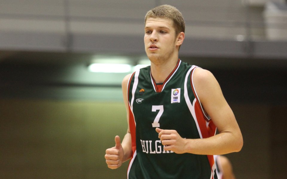 Юношите покориха още един етап от Европейското, вече са на четвъртфинал