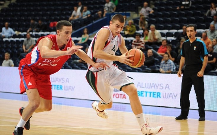 България загуби достойно в тежка битка със Сърбия, още има шанс за Световно