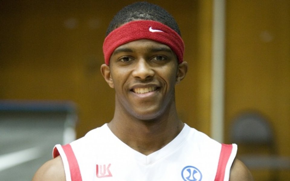 Съперникът на Лукойл стартира с контролите