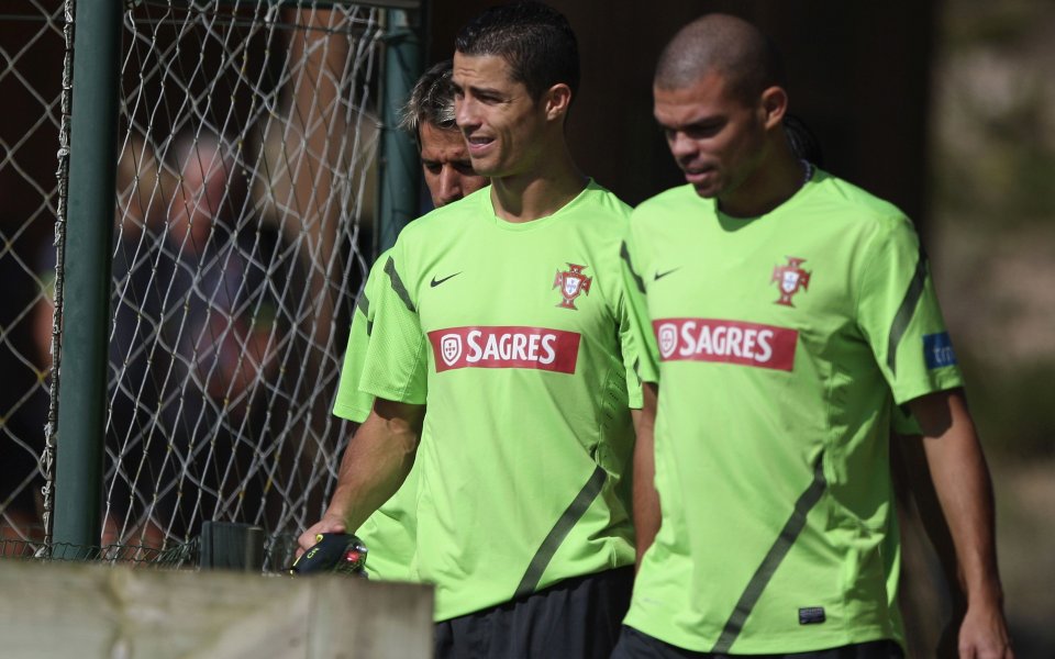 СНИМКИ: Роналдо и Пепе най-после тренират