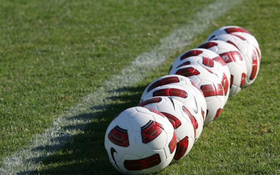 Холандия удари Австрия при младежите и спечели нашата група