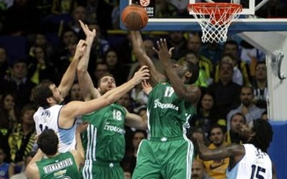 Съдиите в Евролигата на мач в Турция: От самолета в Капалъ чарши