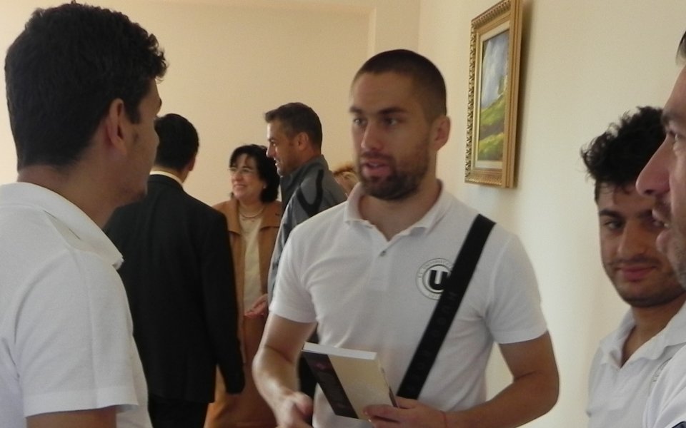 Пламен Крумов игра цял мач при загуба на Университатя Клуж