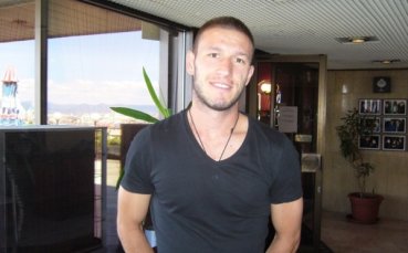 Везалов е по-зле от Старокин, двамата имат мускулни разтежения