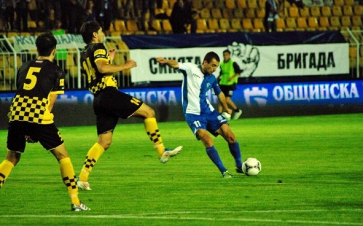 СНИМКИ: Черноморец спечели първи три точки и остави Миньор на дъното