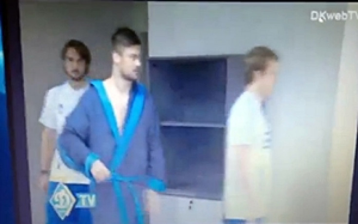 ВИДЕО: Звезда на Динамо посрещна Блохин в неподобаващо облекло