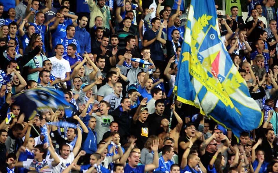 Публика и отбор отново станаха едно цяло