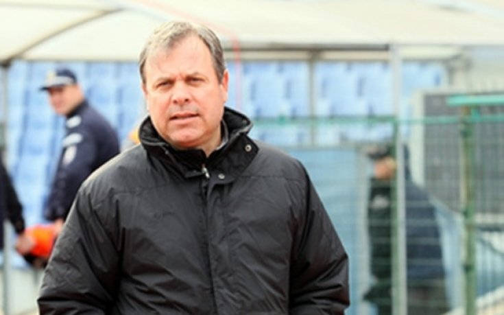 Стефан Генов с първа пресконференция и първи мач начело на Локо Пд