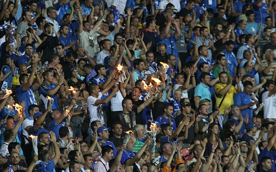 Левски излезе с предложения за справяне с футболното хулиганство