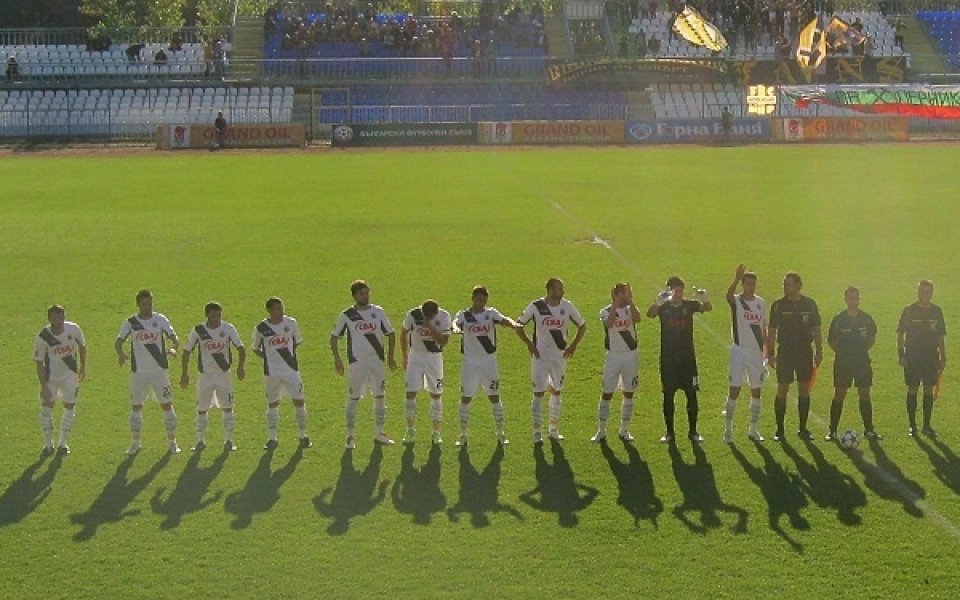 БФС заплаши Етър с изваждане от А група, ако не плати до утре