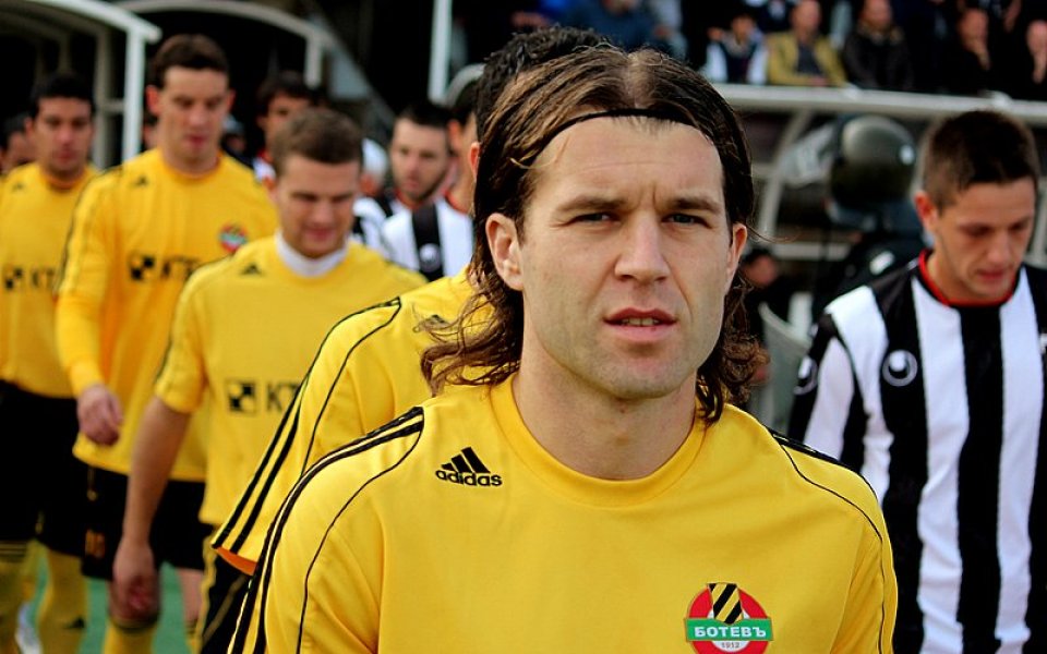 Иван Цветков: Да ни закриват първенството