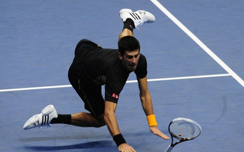 Джокович и Мъри стартираха с победи в група 