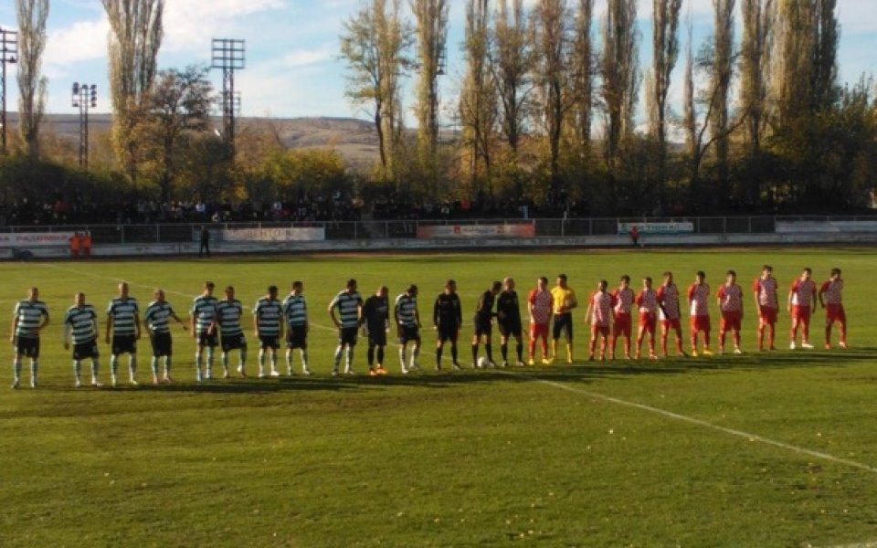 Ангелов тренира във фитнеса, Камазола на облекчен режим