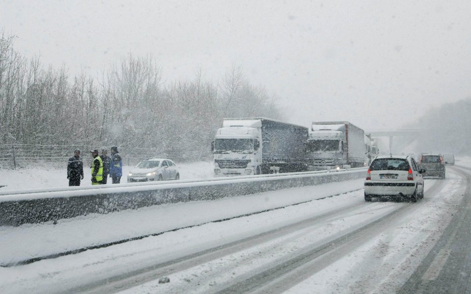 Транспортен ад за Будучност, ще пътува цяла нощ до София