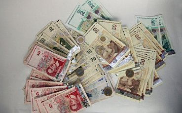 ВИДЕО: Футболисти на Черноморец арестувани за черно тото