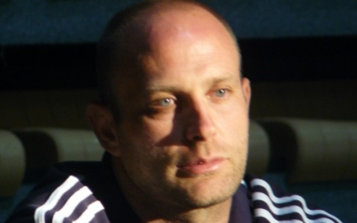 Папазов като Тодор Живков, вече почти готов с програма и селекция на националния